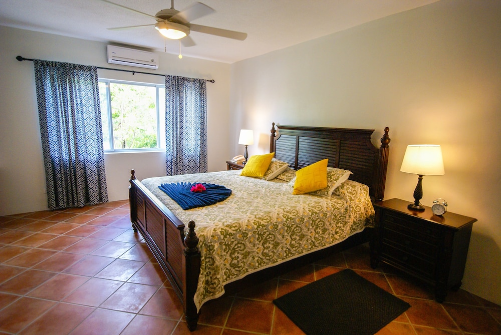 

Bologna - St. John's - Antigua Village Beach Resort