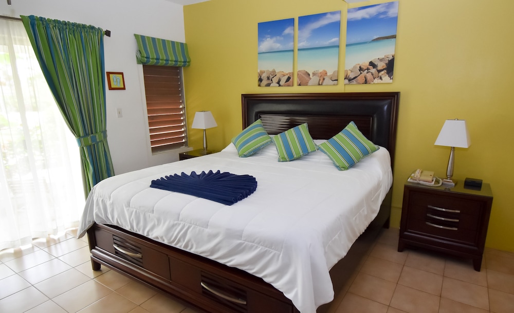 

Napoli - St. John's - Antigua Village Beach Resort