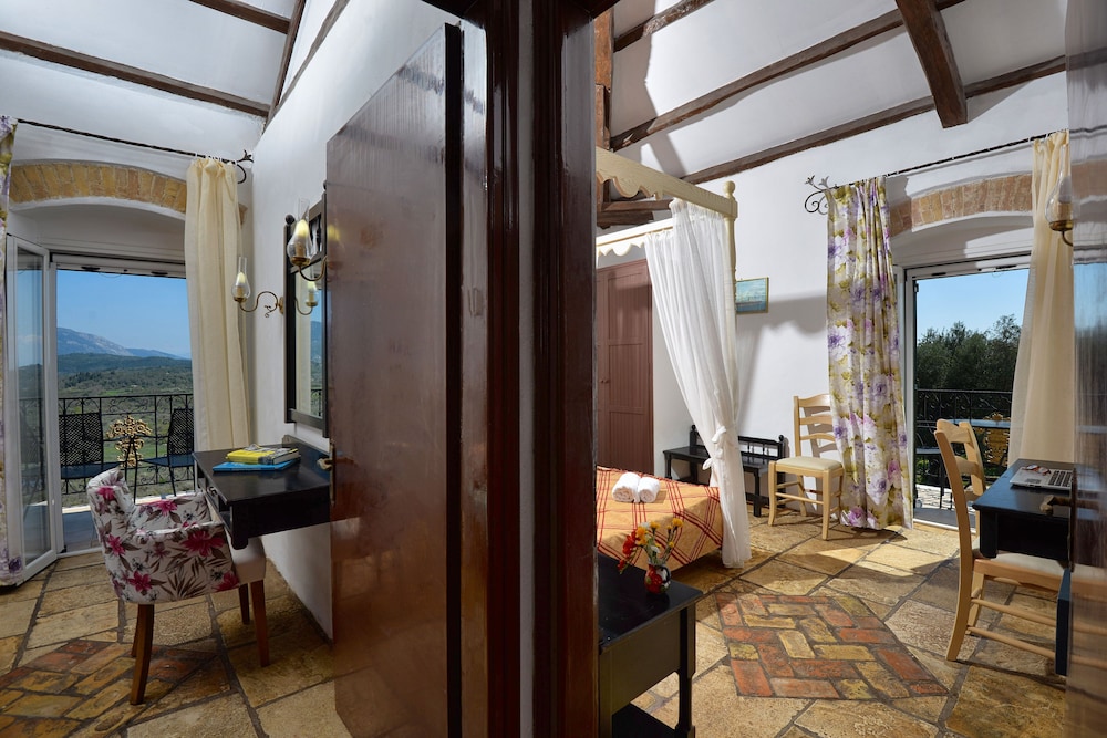 

Bologna - Barbati - Fundana Villas