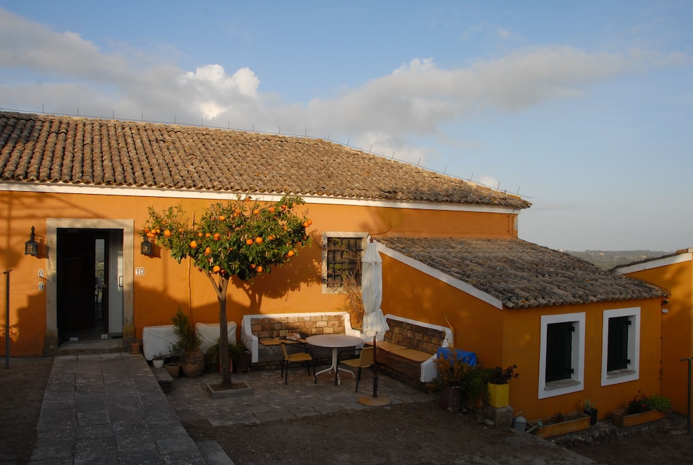 

Roma - Agios Georgios Argyradon - Fundana Villas