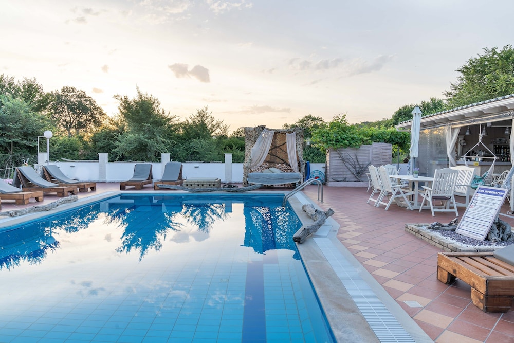 

Roma - Acharavi - Villa Del Sol Corfu
