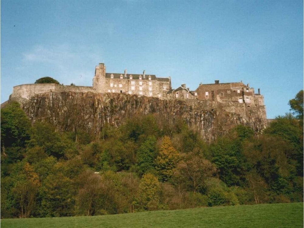 

Milano - Stirling - Hillhead Farm Lets