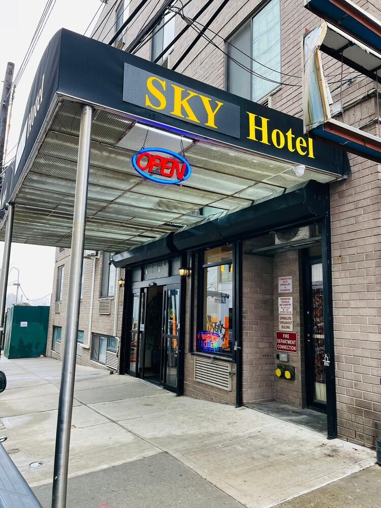 

Napoli - Queens - Sky Hotel Flushing/Laguardia Airport
