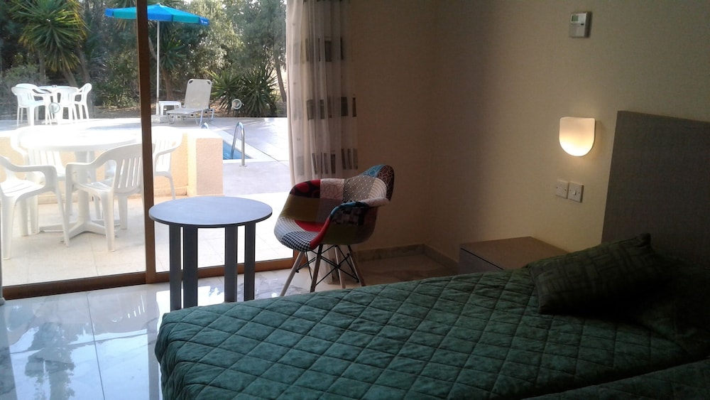 

Verona - Lachi - Natura Beach Hotel and Villas