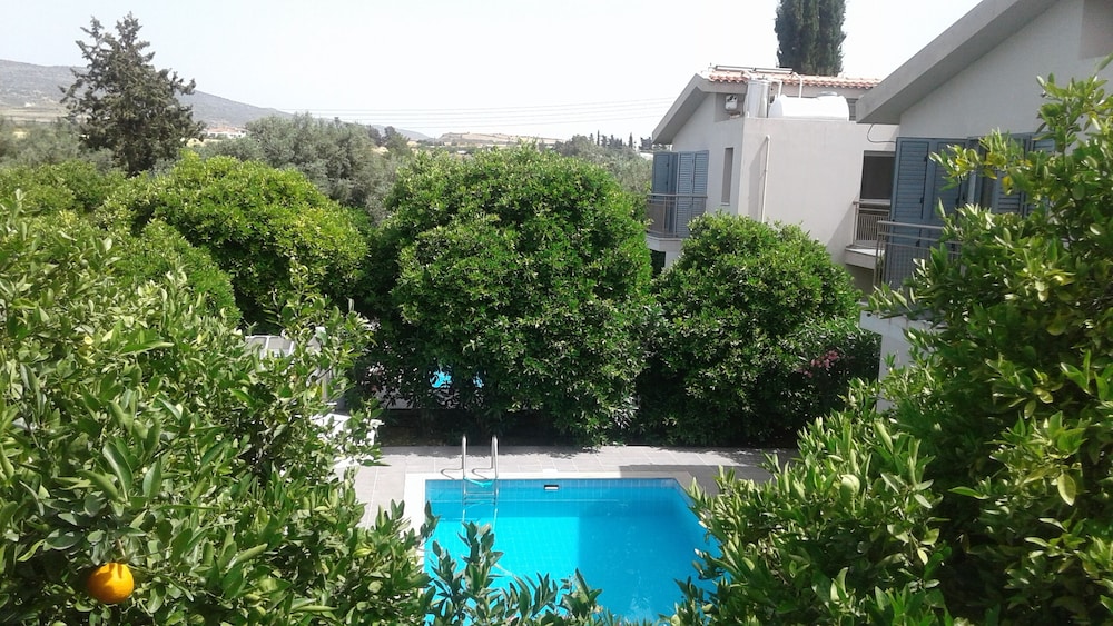

Napoli - Polis - Natura Beach Hotel and Villas