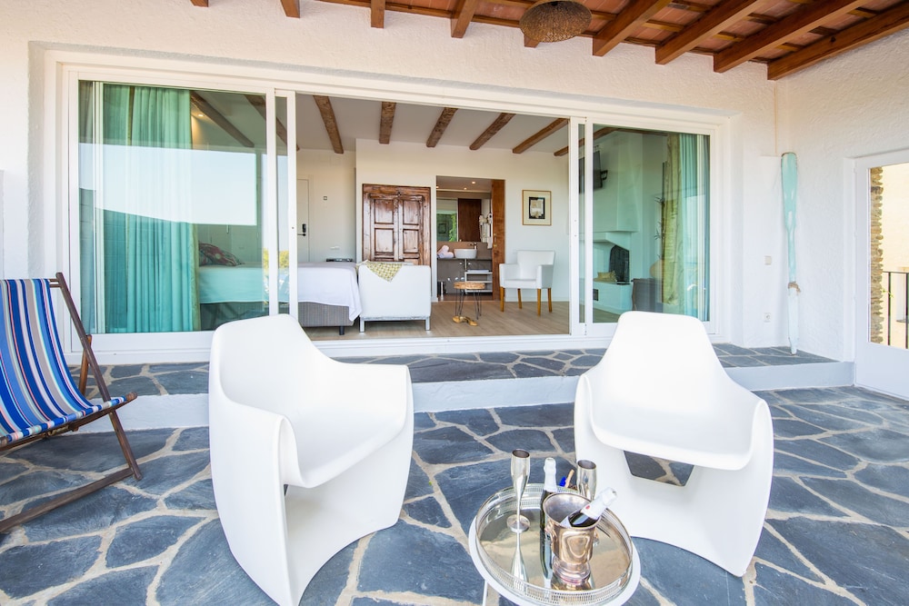 

Roma - Cadaqués - Hotel Rec de Palau