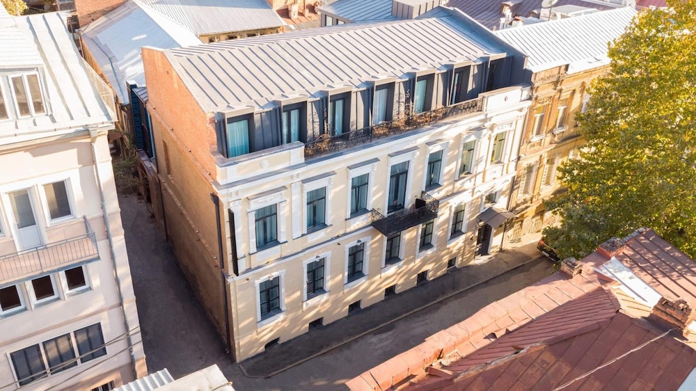

Roma - Tbilisi - Royal Inn
