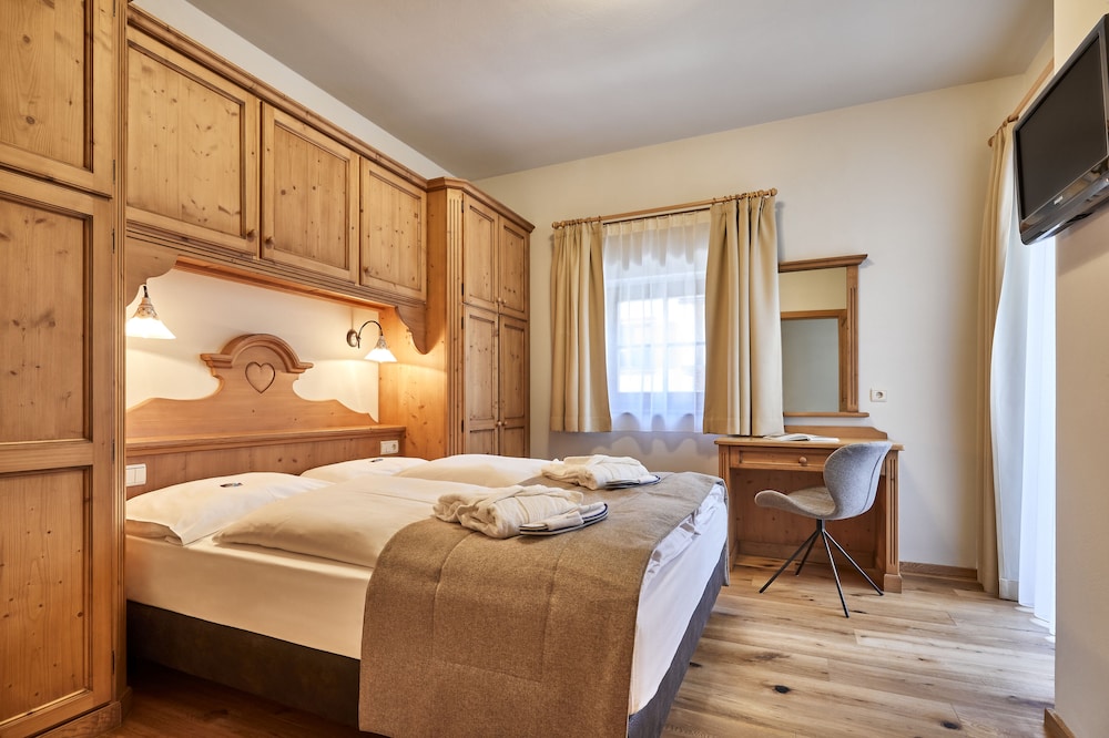 

Catania - Selva di Val Gardena - Hotel Marmolada