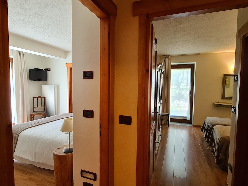 

Olbia - Courmayeur - Hotel Dente Del Gigante