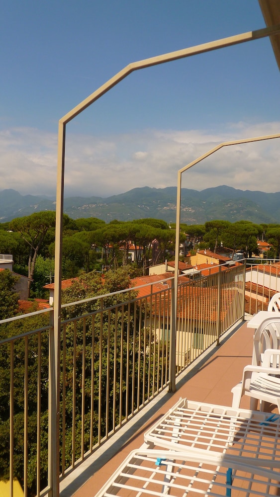 

Cagliari - Versilia e Costa Toscana, Mare Italia - Happy Hotel