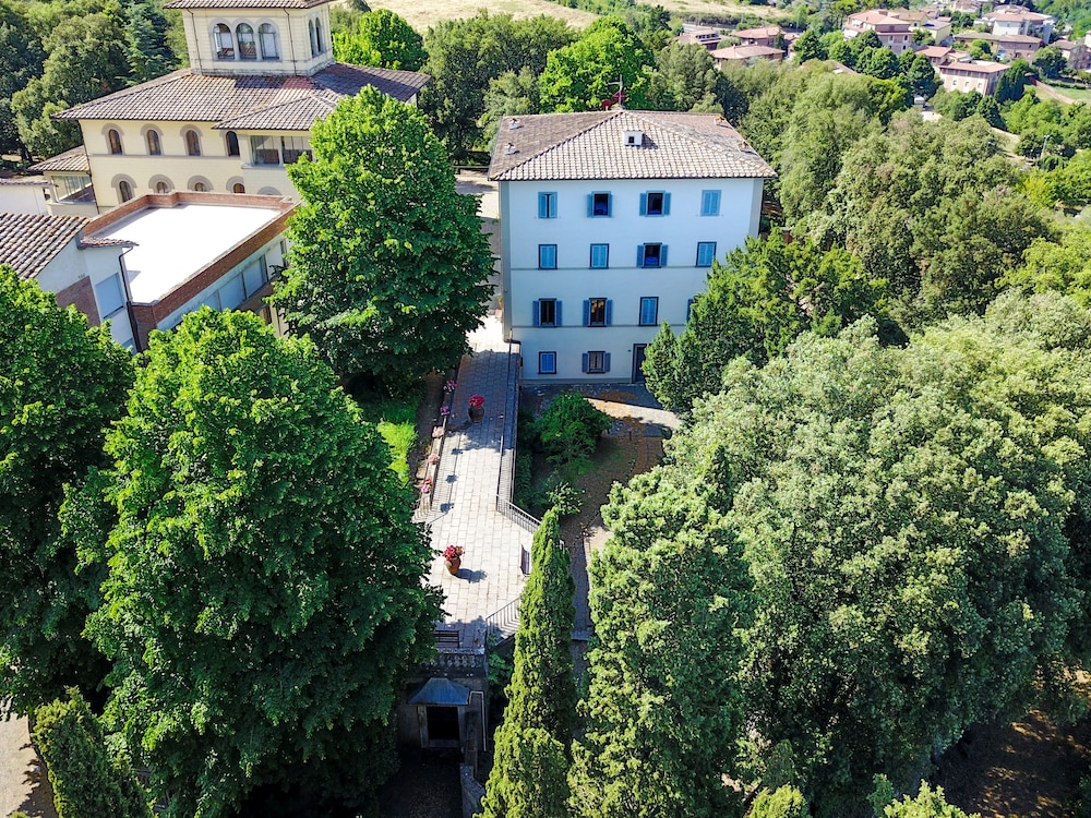 

Napoli - Chianti, Toscana - Villa Montarioso