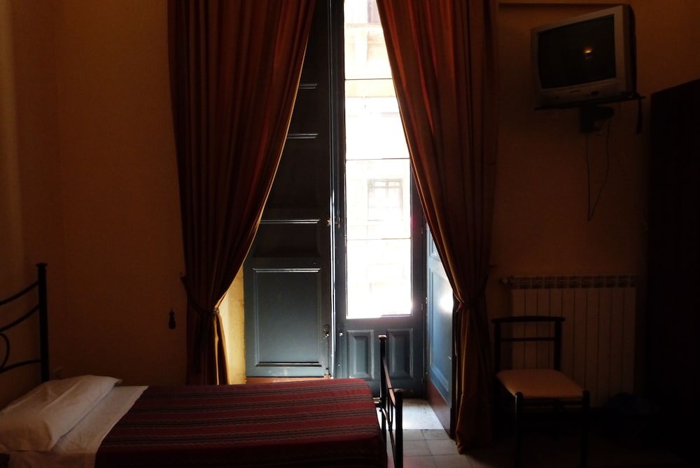 

Venezia - Catania - Hotel Etnea 316