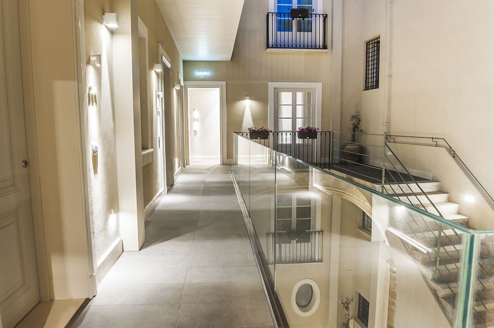 

Milano - Tonnara di Bonagia - Hotel San Michele