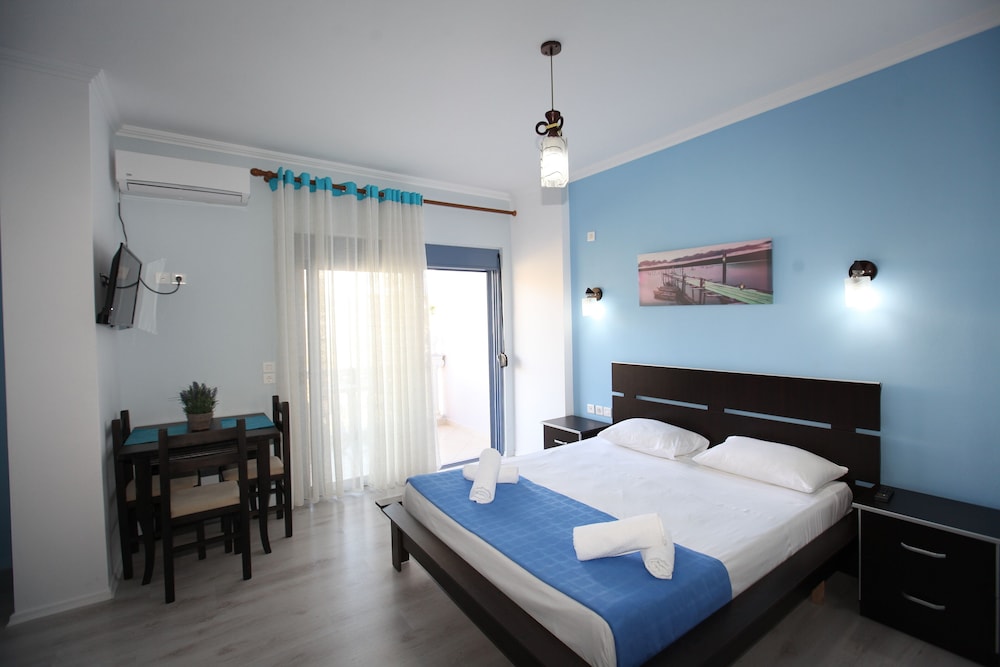 

Genova - Sarandë - Hotel Keos