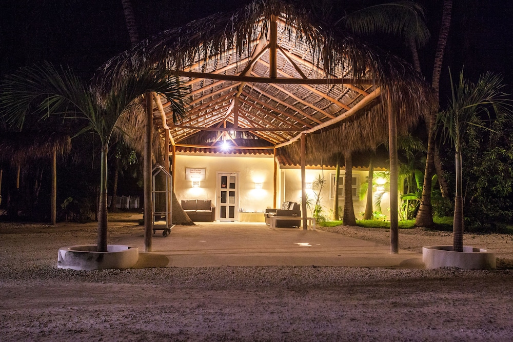 

Milano - Cabeza de Toro - Los Corales Beach Village
