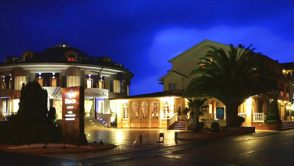 

Roma - Puerto de Vega - Blanco Hotel Spa
