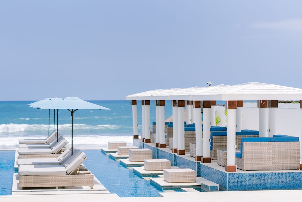

Verona - Denpasar - Lv8 Resort Hotel