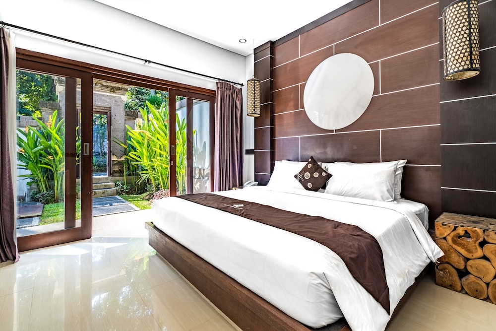 

Bari - Ubud - Bali - Full Moon Villa Ubud