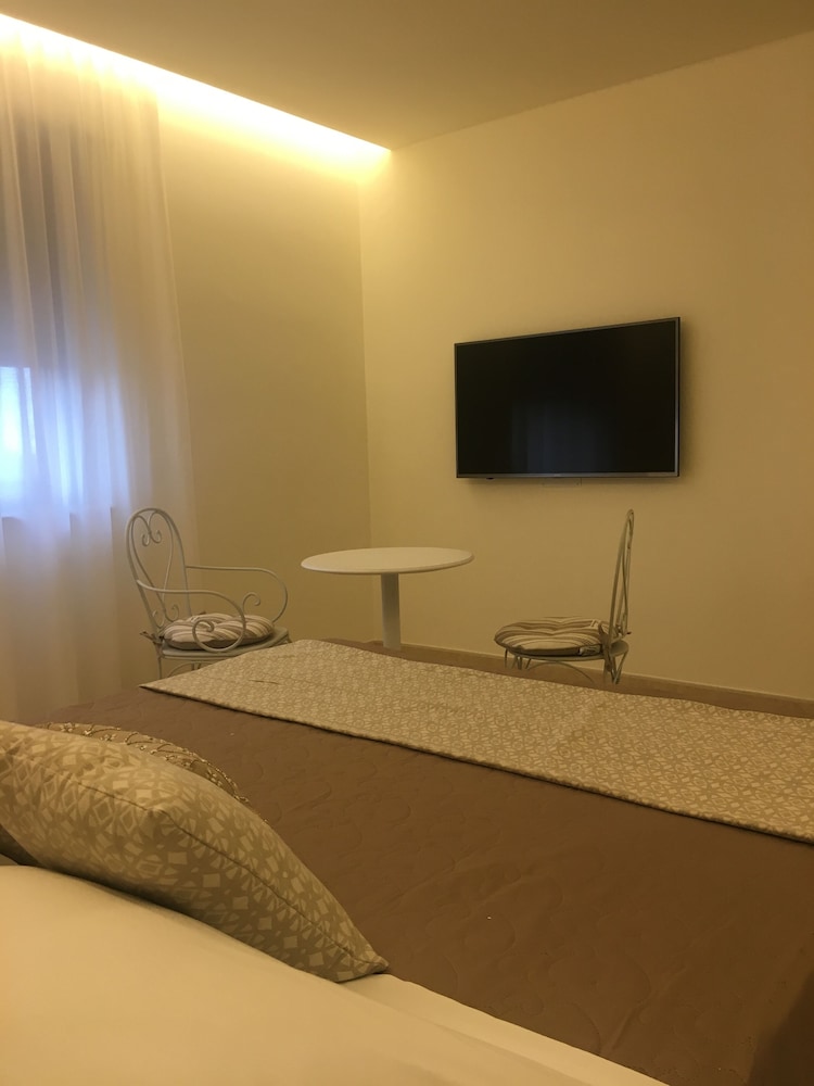 

Genova - Carovigno - Hotel Victoria