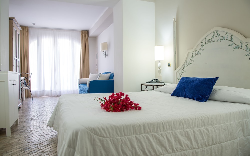 

Roma - Isole Eolie, Sicilia - Hotel Villa Enrica - Aeolian Charme