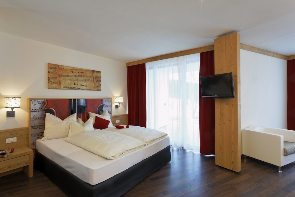 

Napoli - San Lorenzo di Sebato - Hotel Amaten