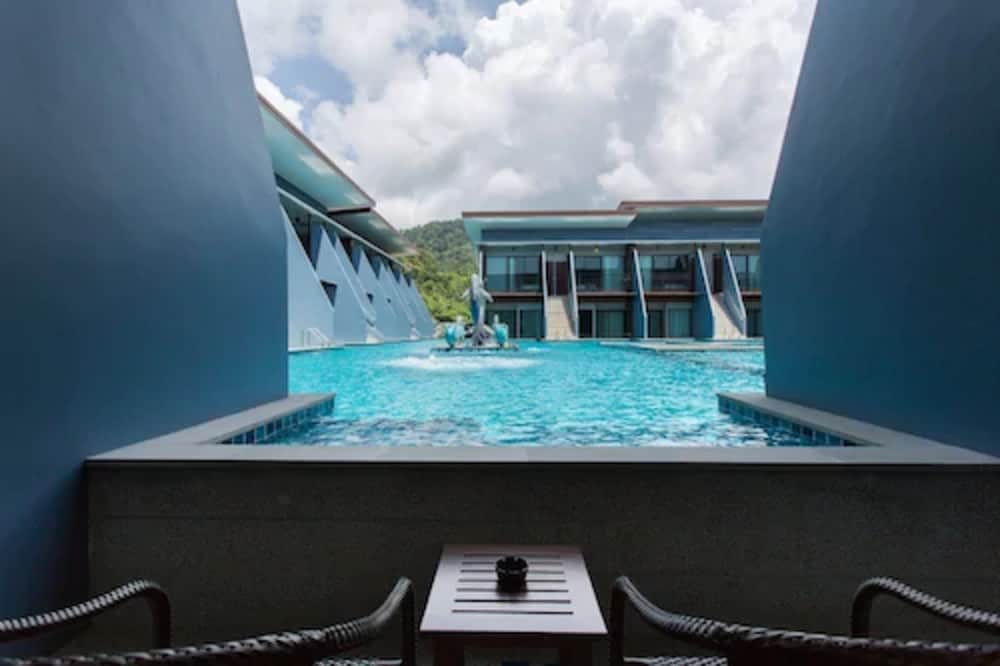 

Roma - Klong Muang Beach - The Phu Beach Hotel - SHA Plus