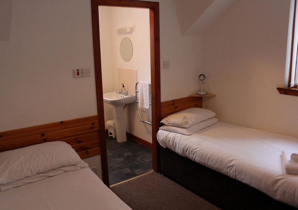 

Napoli - Inverness - Smithton Hotel