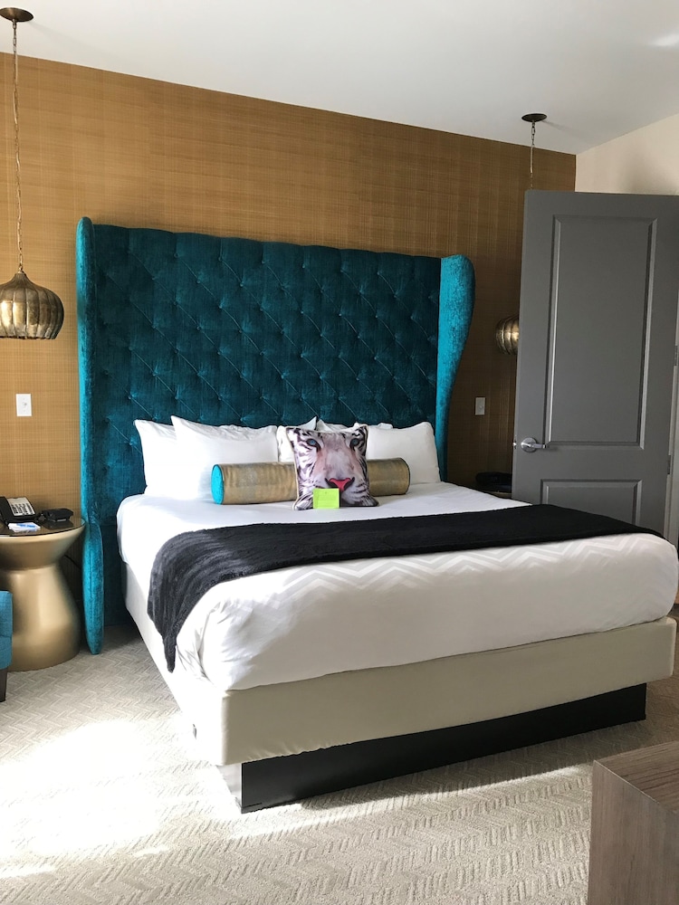 

Roma - Southaven - The Guest House at Graceland