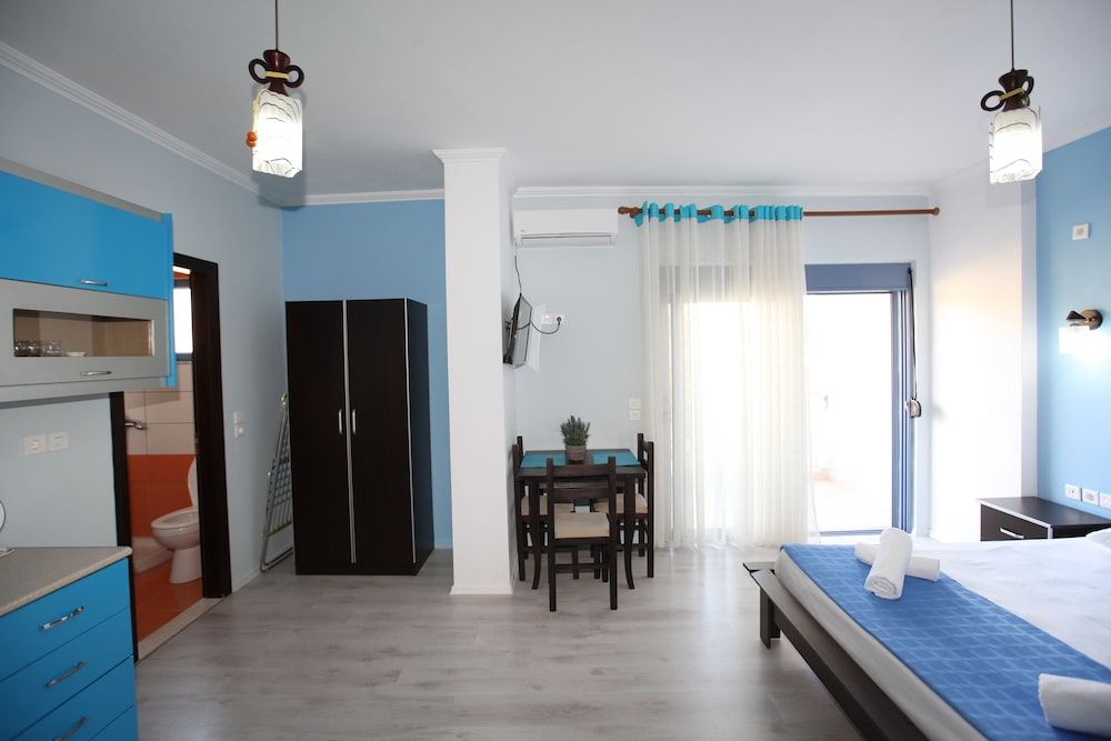 

Bologna - Sarandë - Hotel Keos