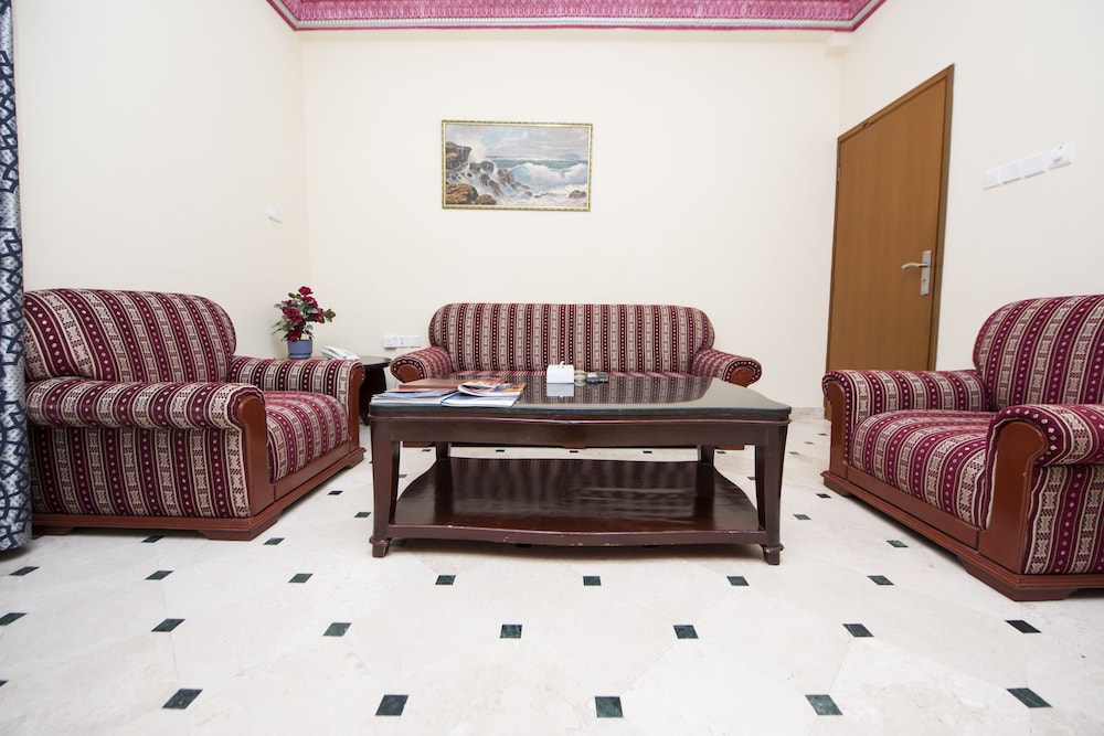 

Milano - Seeb - Al Bahjah Hotel
