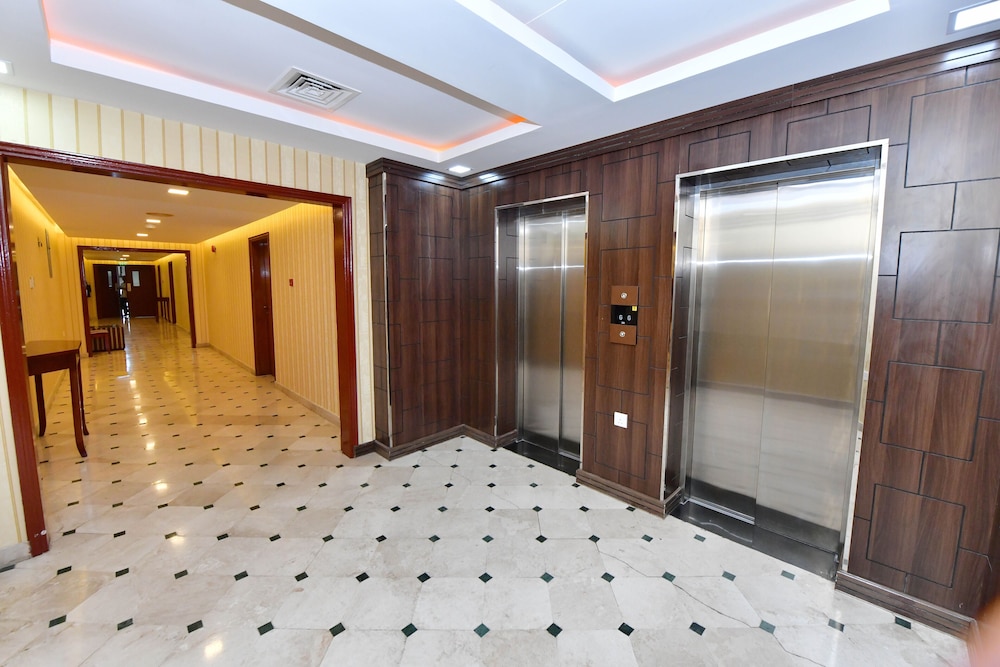 

Milano - Seeb - Al Bahjah Hotel