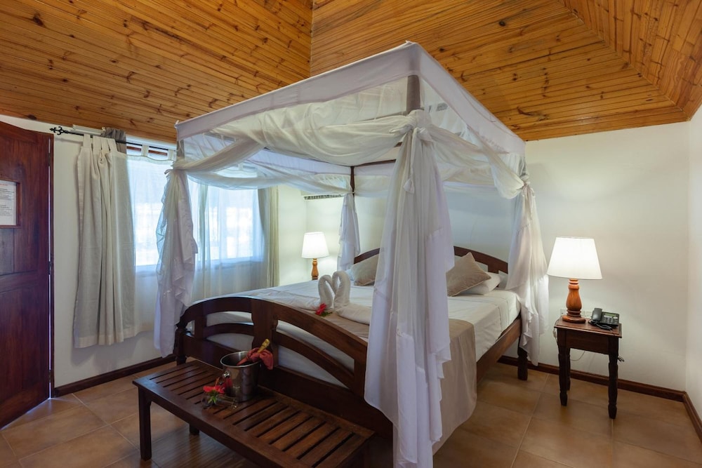 

Venezia - Grand Anse, Isola di Praslin - Hotel Cote d'Or Lodge