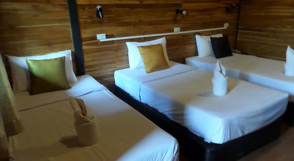 

Roma - Koh Phi Phi - The Cobble Beach Hotel- Phi Phi Island