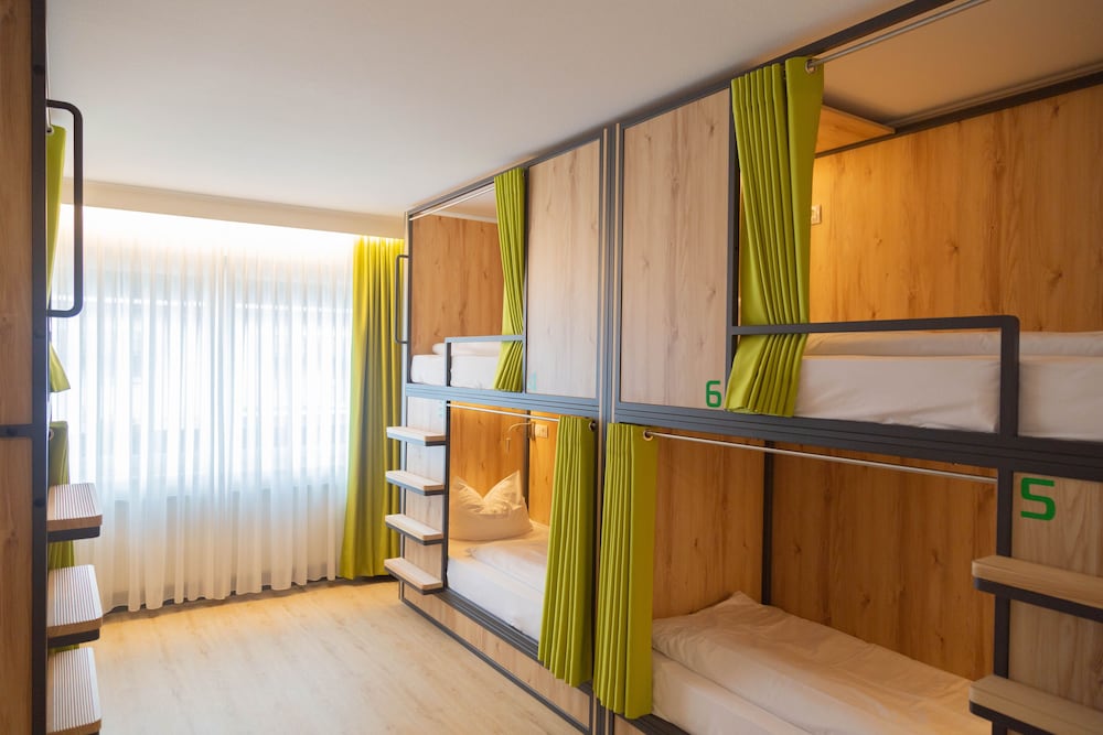 

Lamezia Terme - Boppard - Das Ebertor Hotel & Hostel