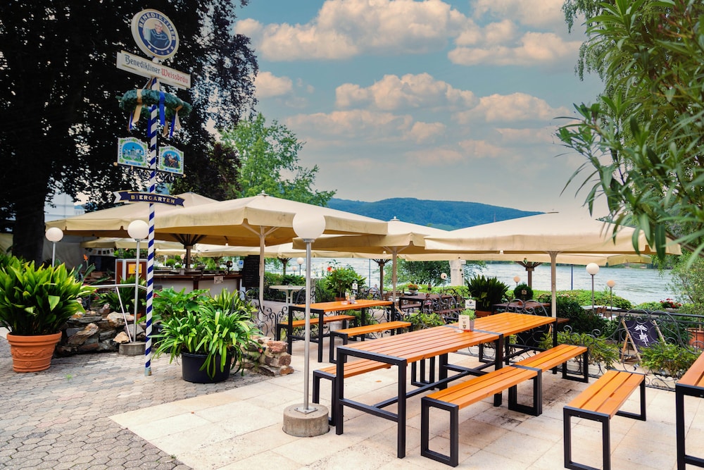 Das Ebertor - Hotel & Hostel