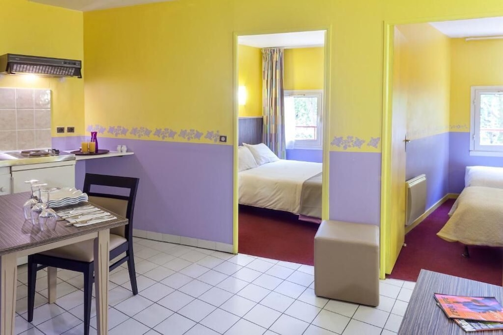 

Milano - Chinon - BRIT HOTEL Le Lion d'Or CHINON