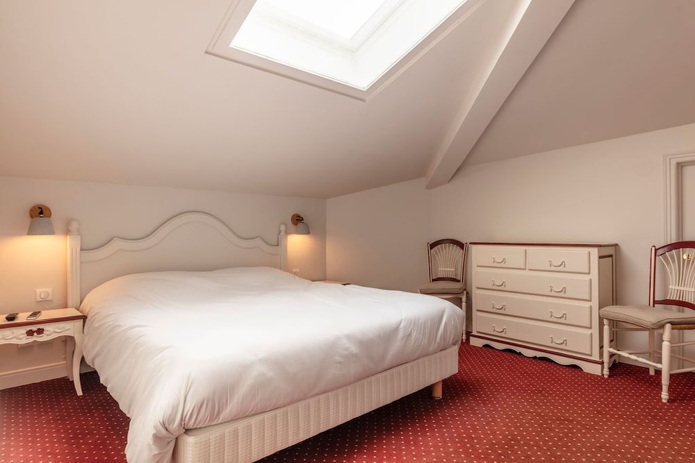 

Roma - Roquebrune-sur Argens - Hôtel l'Arena