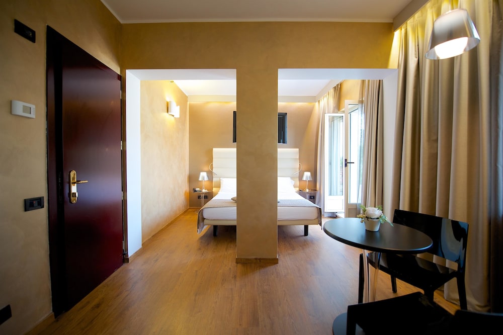 

Cagliari - Torino - Best Western Hotel Luxor