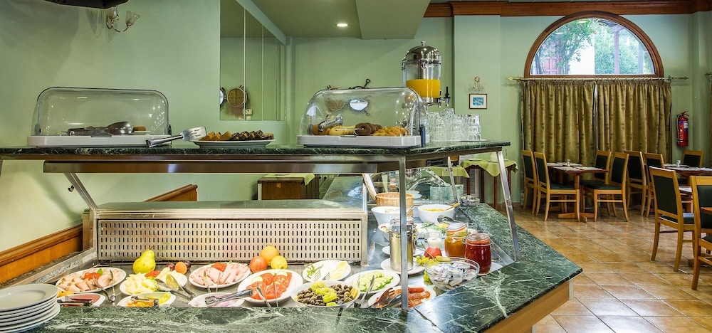 

Milano - Paleokastritsa - Paradise Inn
