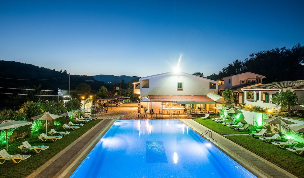 

Milano - Paleokastritsa - Paradise Inn