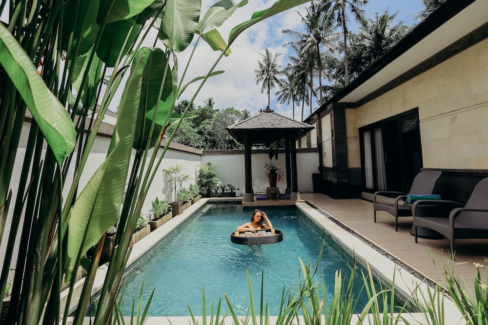 

Bologna - Ubud - Bali - Full Moon Villa Ubud