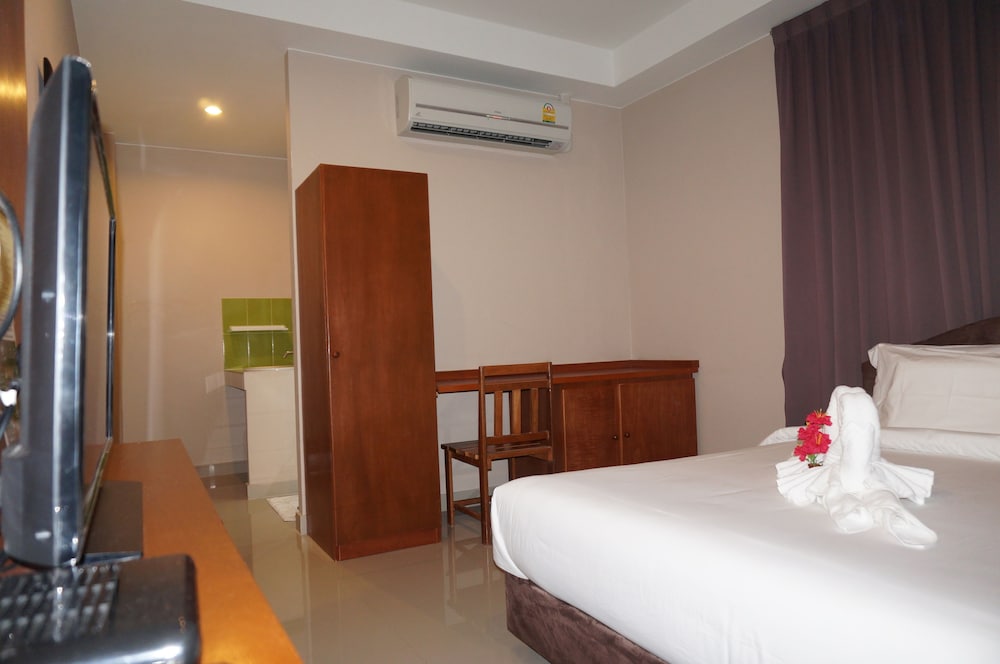 

Bari - Tailandia - Phuket - Kata Beachwalk Hotel and Bungalows