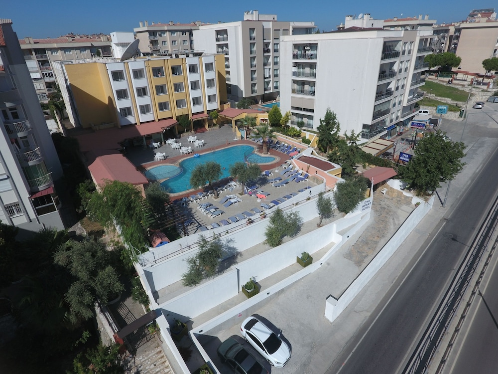 

Ancona - Kusadasi - Oya Apartments