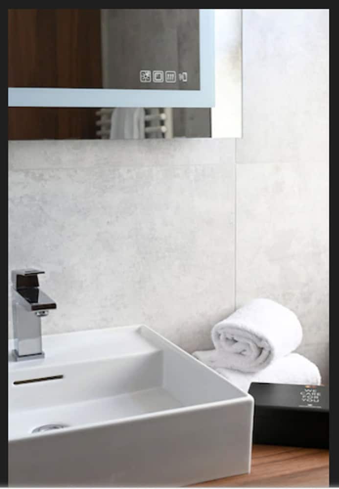 

Milano - Tirolo, Montagna Austria - Hotel Schwarzer Adler