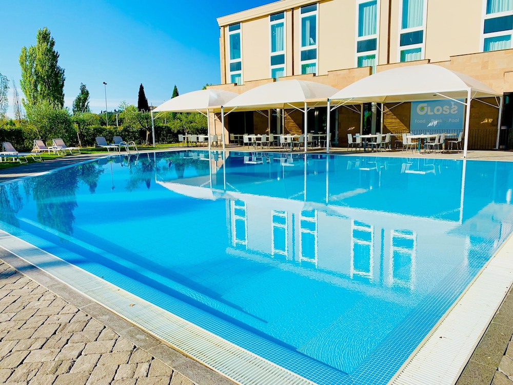 

Catania - Arezzo - A Point Arezzo Park Hotel