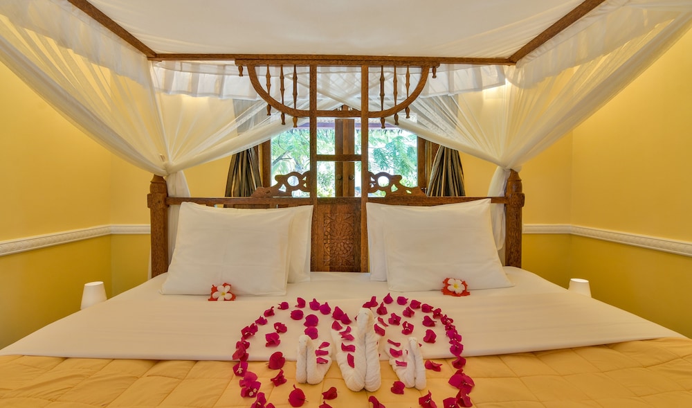 

Bologna - Kiwengwa - White Paradise Zanzibar