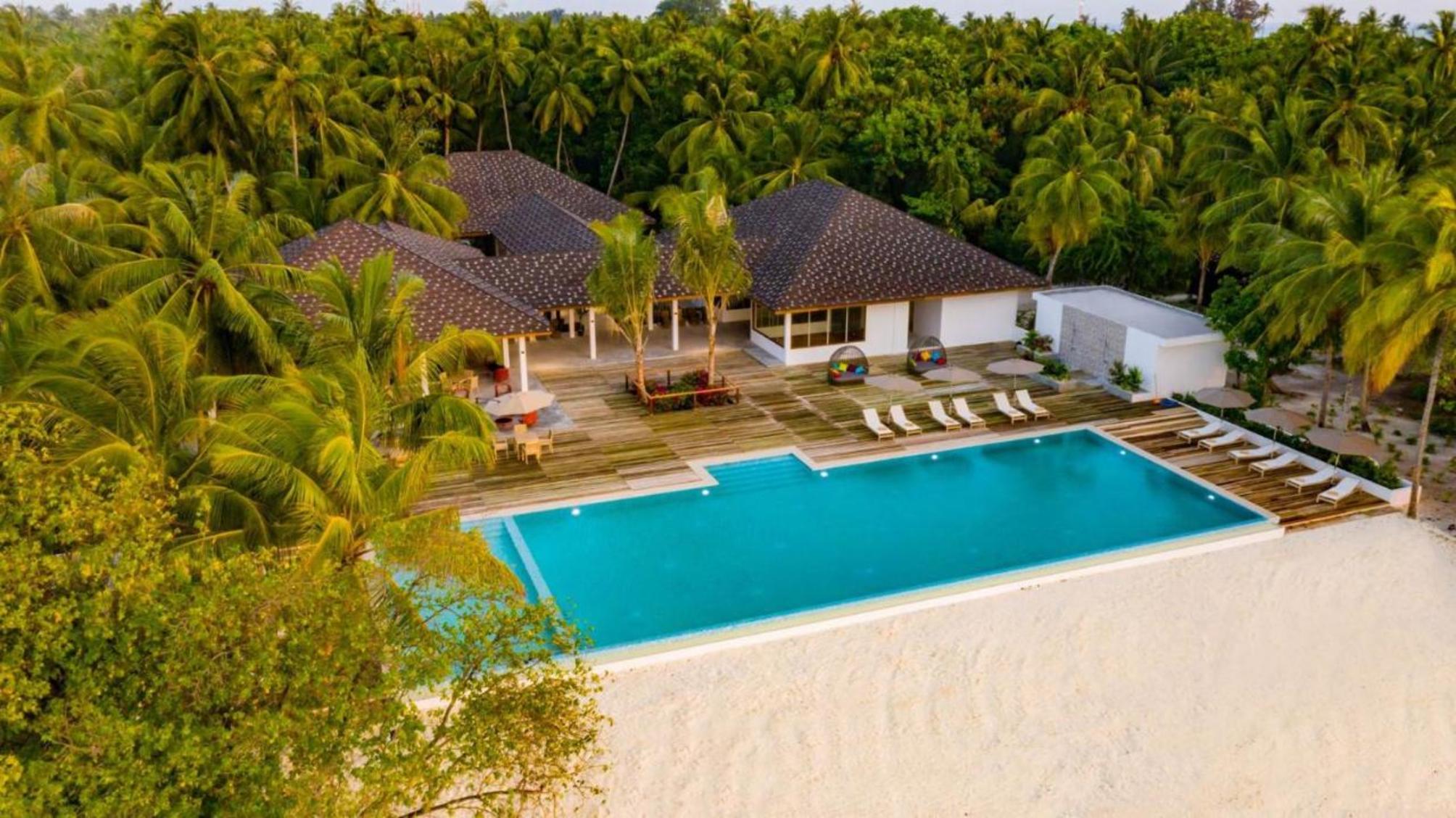 

Torino - Mandhoo - Fiyavalhu Resort Maldives