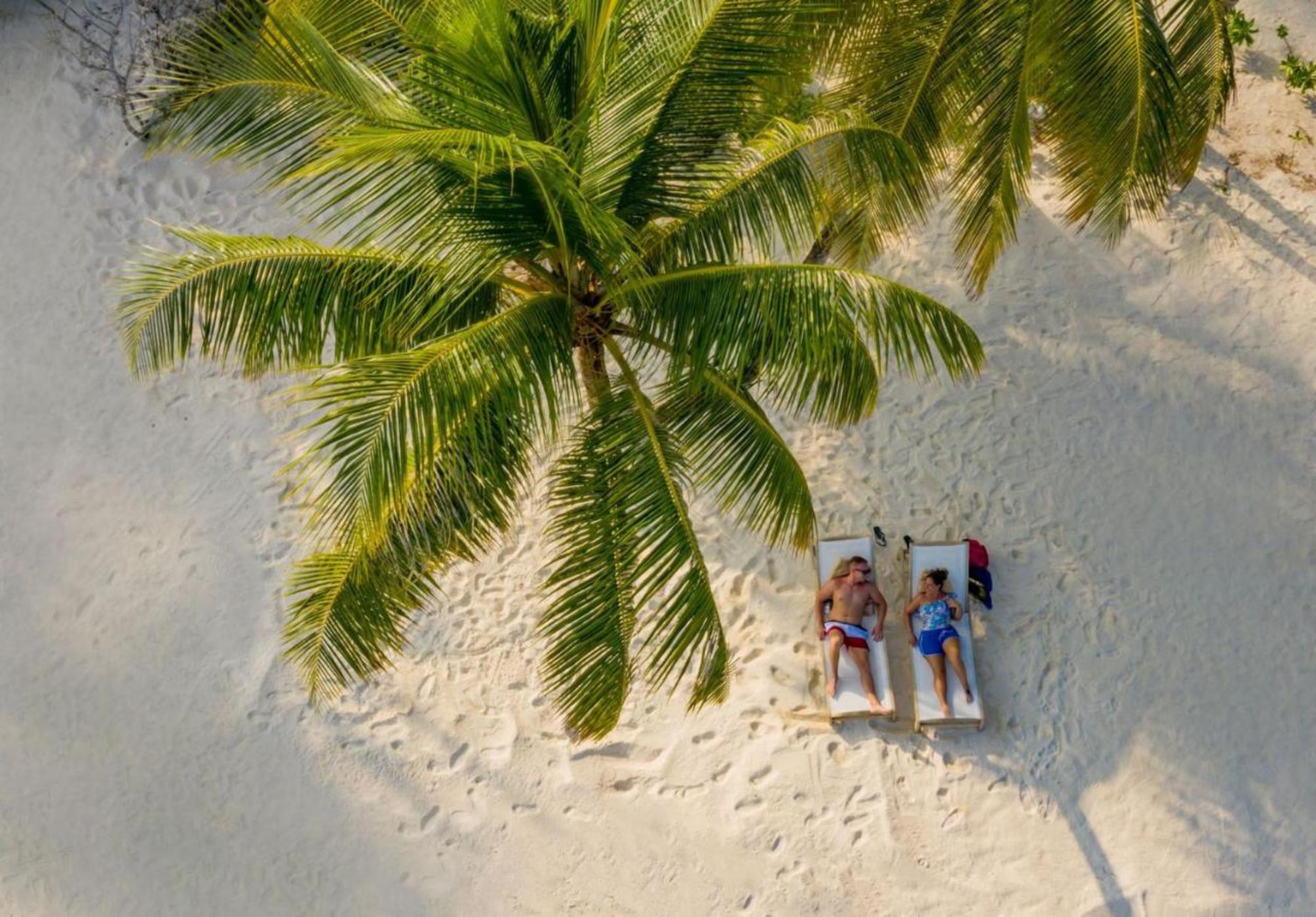 

Catania - Mandhoo - Fiyavalhu Resort Maldives
