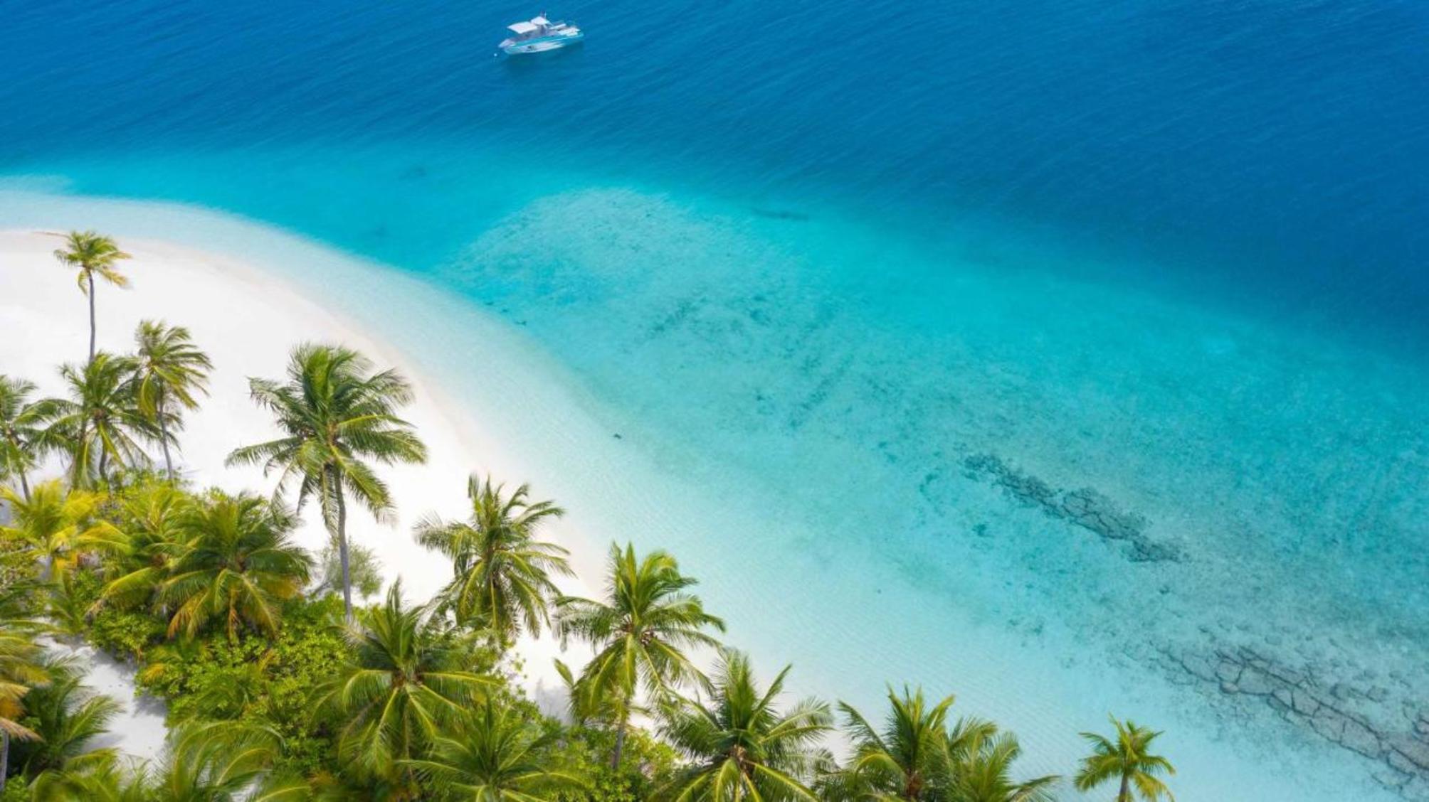 

Verona - Mandhoo - Fiyavalhu Resort Maldives