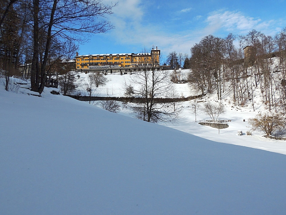 

Lamezia Terme - Folgaria - Grand Hotel Astoria